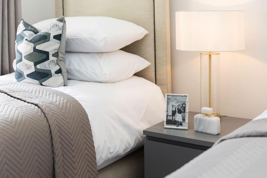 Cosy Decorated Flat In Tonbridge Apartment ภายนอก รูปภาพ